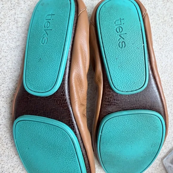 Tieks Women's Brown Leather Flats Chestnut size 8 - Picture 3 of 14